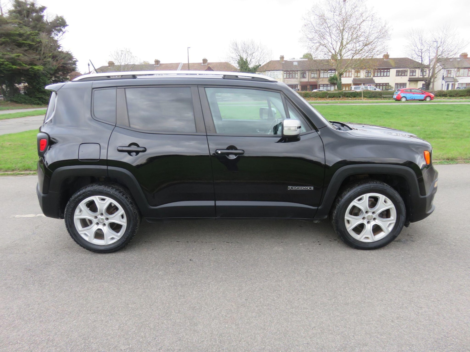 Used Jeep Renegade 2015 for sale - 76839808: Photo 11