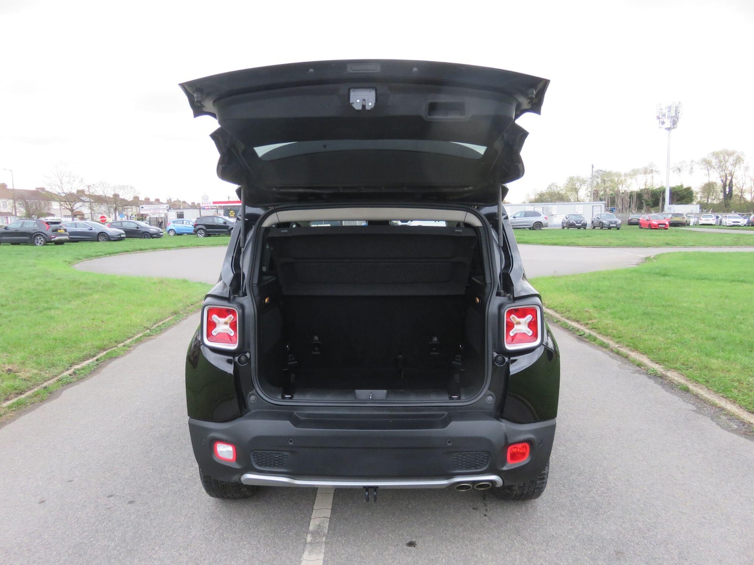 Used Jeep Renegade 2015 for sale - 76839808: Photo 18