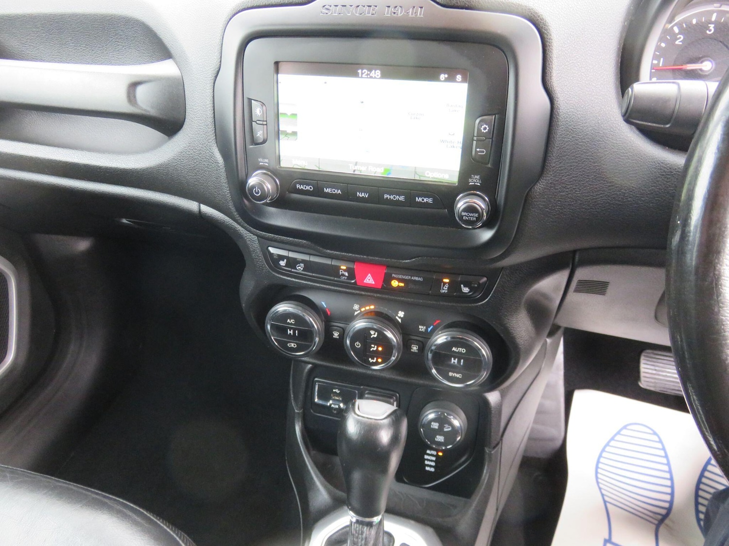 Used Jeep Renegade 2015 for sale - 76839808: Photo 29