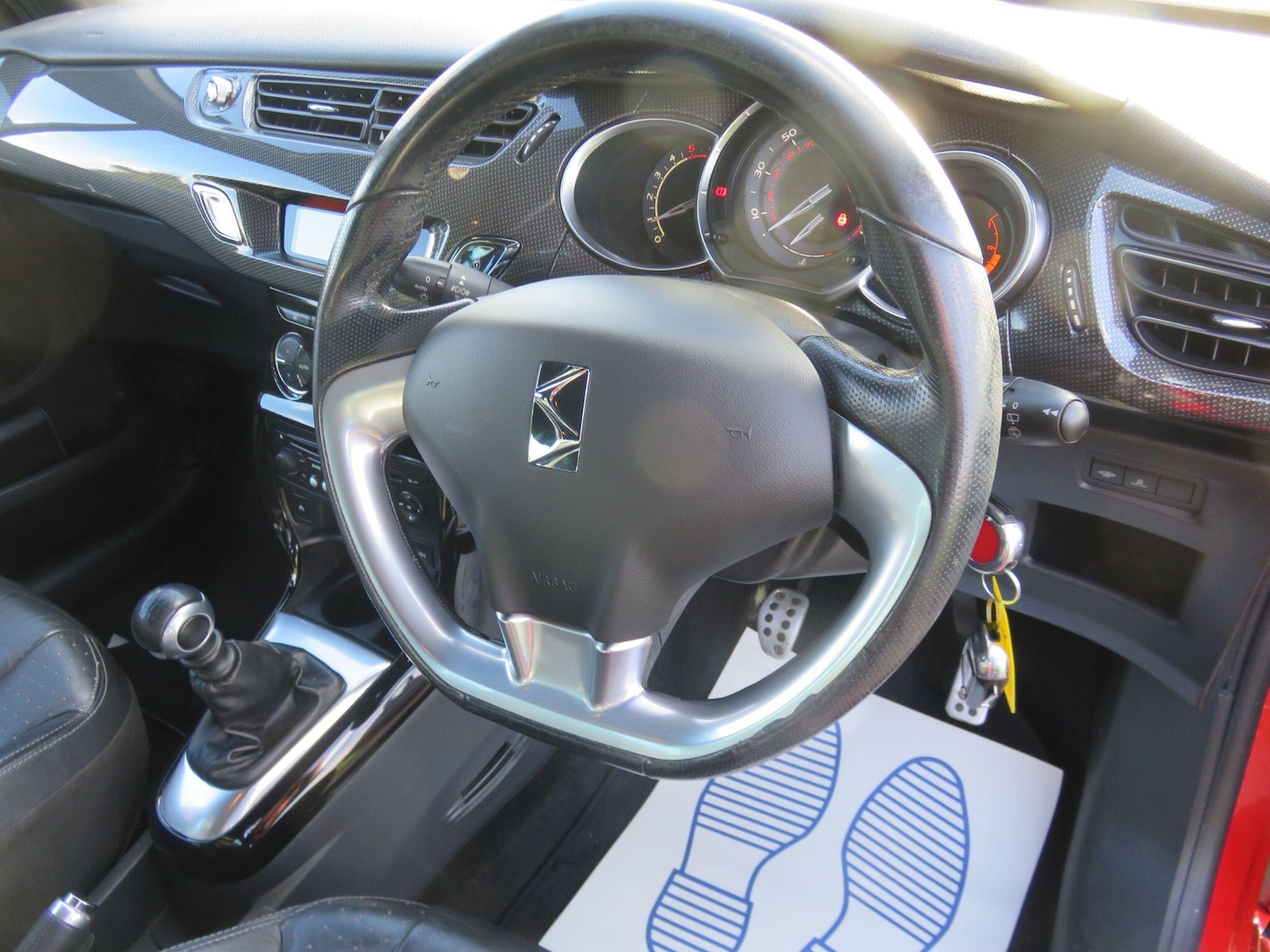 Used Citroen DS3 2011 for sale - 76753077: Photo 21