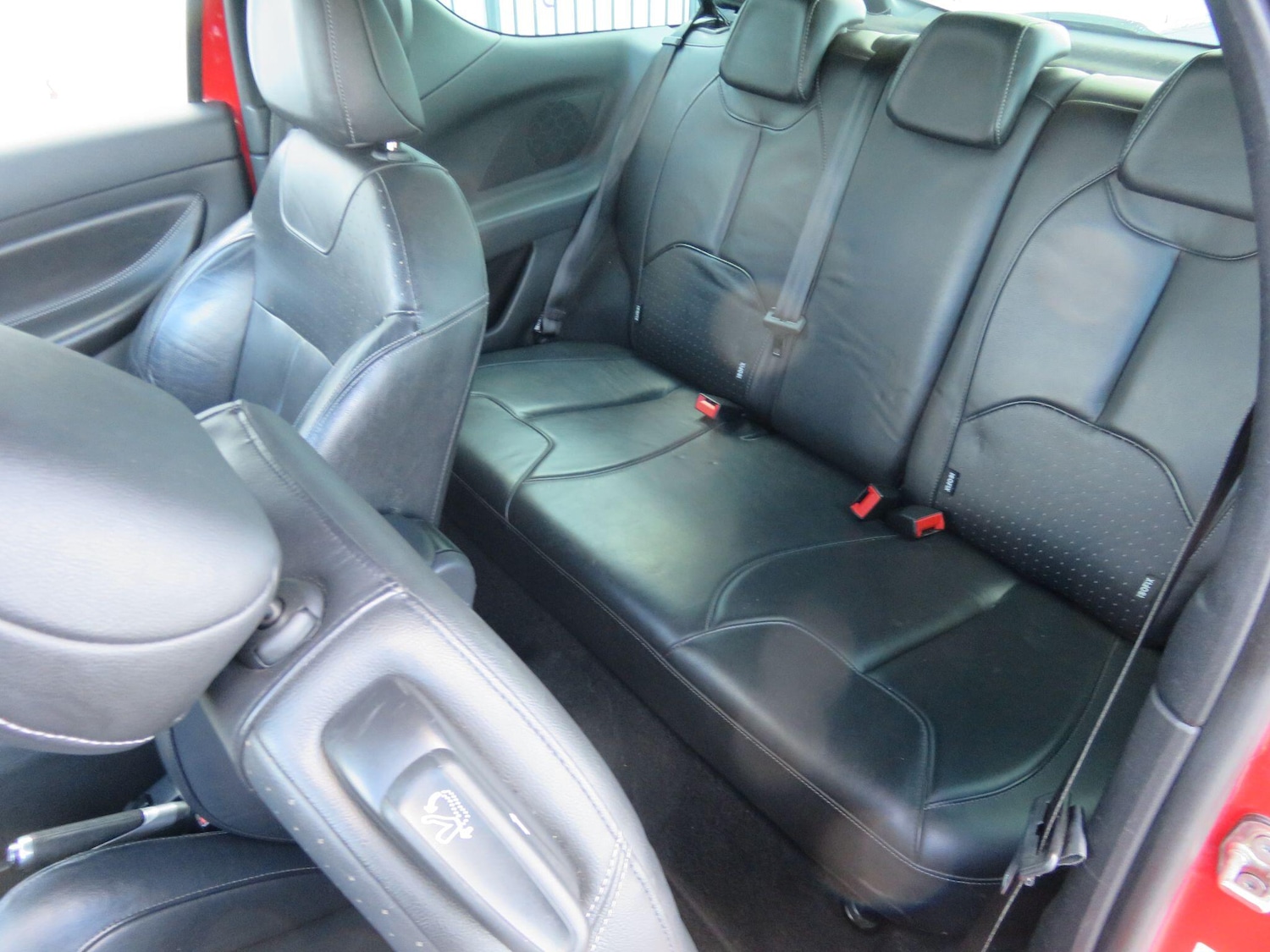 Used Citroen DS3 2011 for sale - 76753077: Photo 37