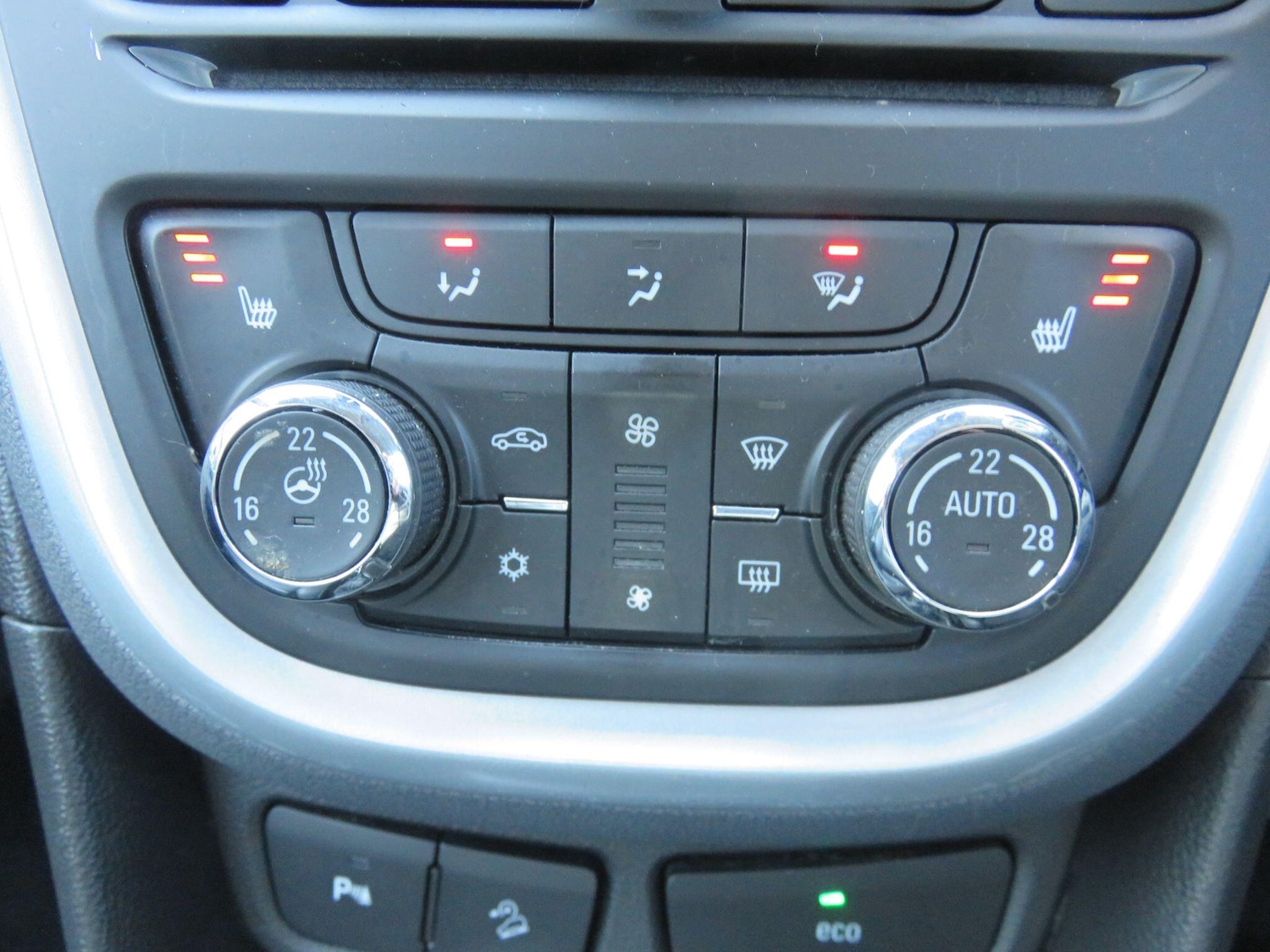 Used Vauxhall Mokka 2014 for sale - 77305259: Photo 27