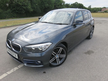 Used BMW 1 Series 2018 for sale - 75532470: Photo