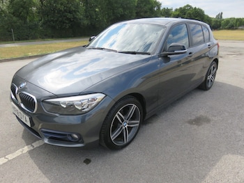 Used BMW 1 Series 2018 for sale - 75532470: Photo