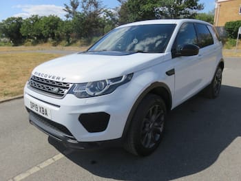 Used Land Rover Discovery Sport 2019 for sale - 79831387: Photo