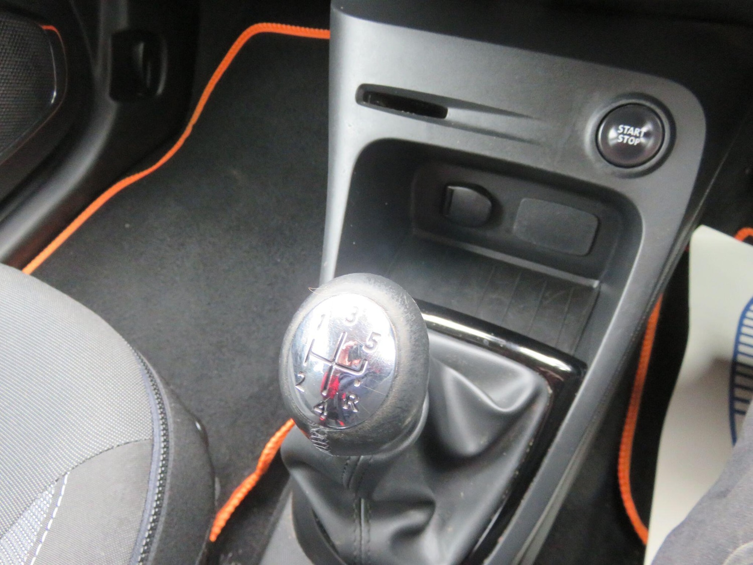 Used Renault Captur 2015 for sale - 78048176: Photo 23