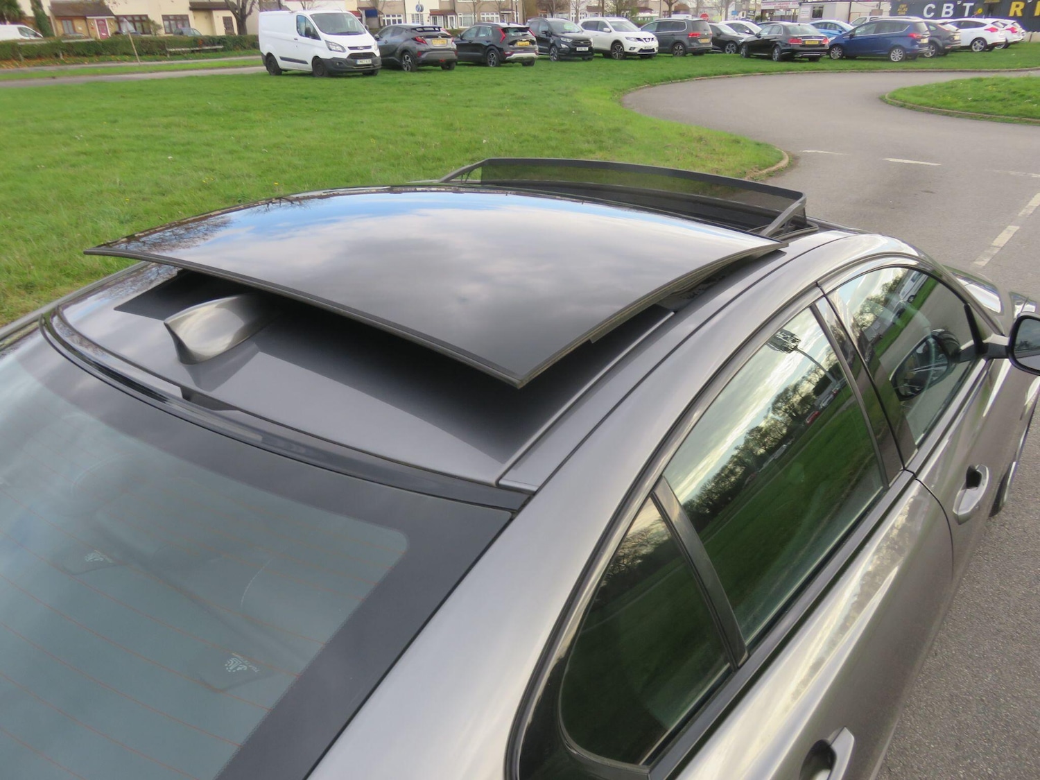 Used Jaguar XE 2016 for sale - 76645564: Photo 27