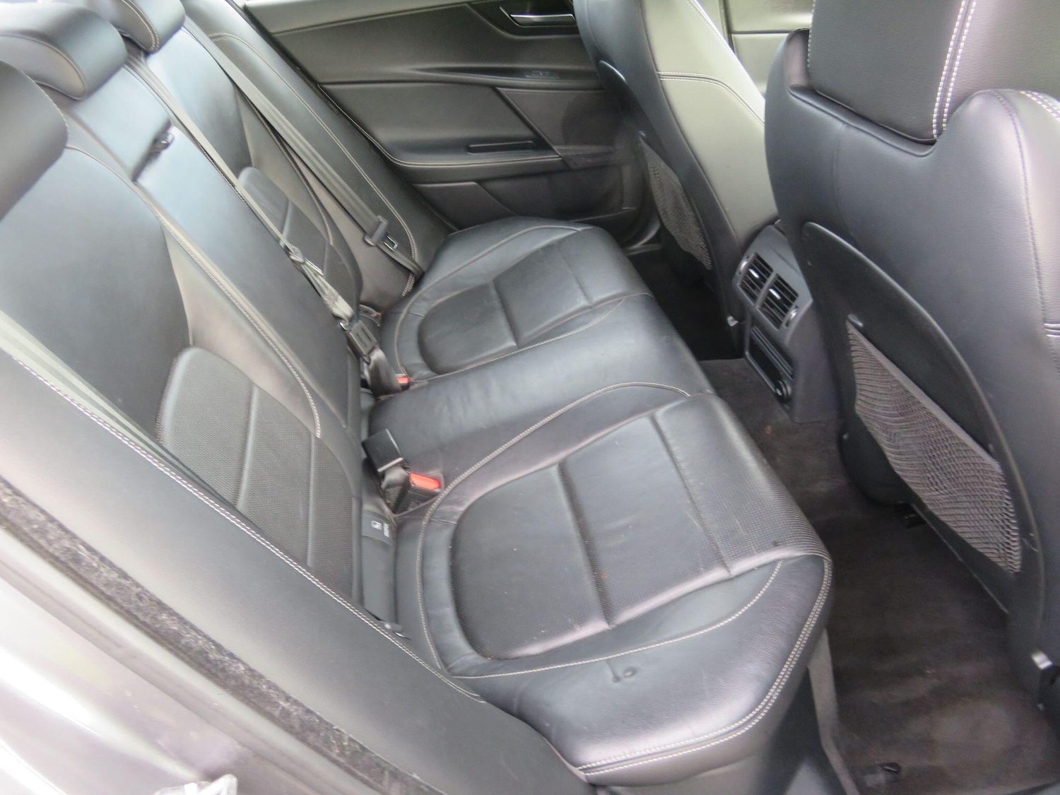 Used Jaguar XE 2016 for sale - 76645564: Photo 48