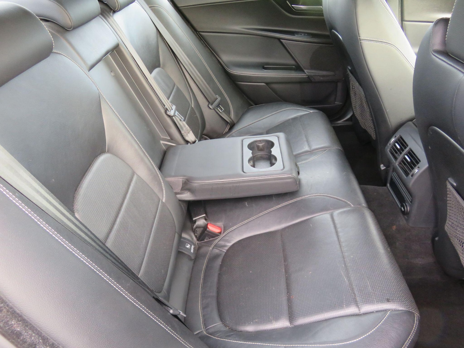 Used Jaguar XE 2016 for sale - 76645564: Photo 49