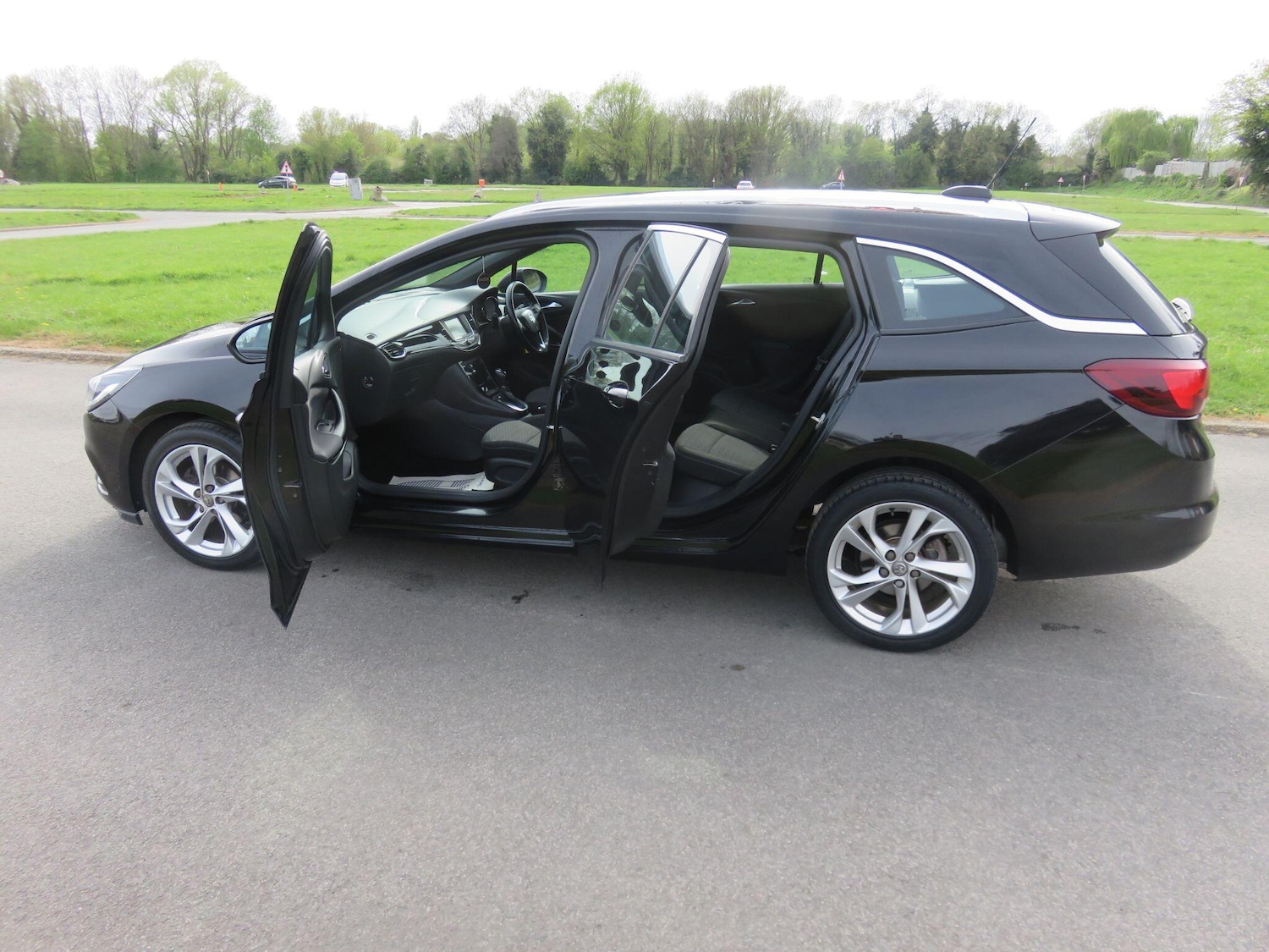 Used Vauxhall Astra 2017 for sale - 78205039: Photo 17