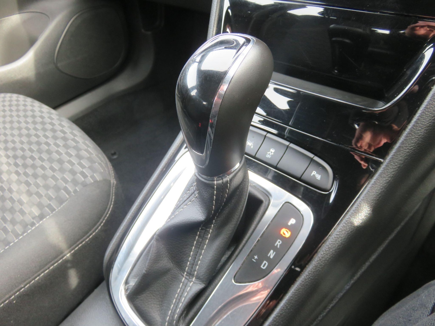 Used Vauxhall Astra 2017 for sale - 78205039: Photo 32