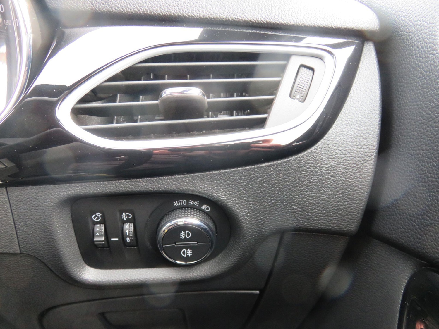 Used Vauxhall Astra 2017 for sale - 78205039: Photo 35