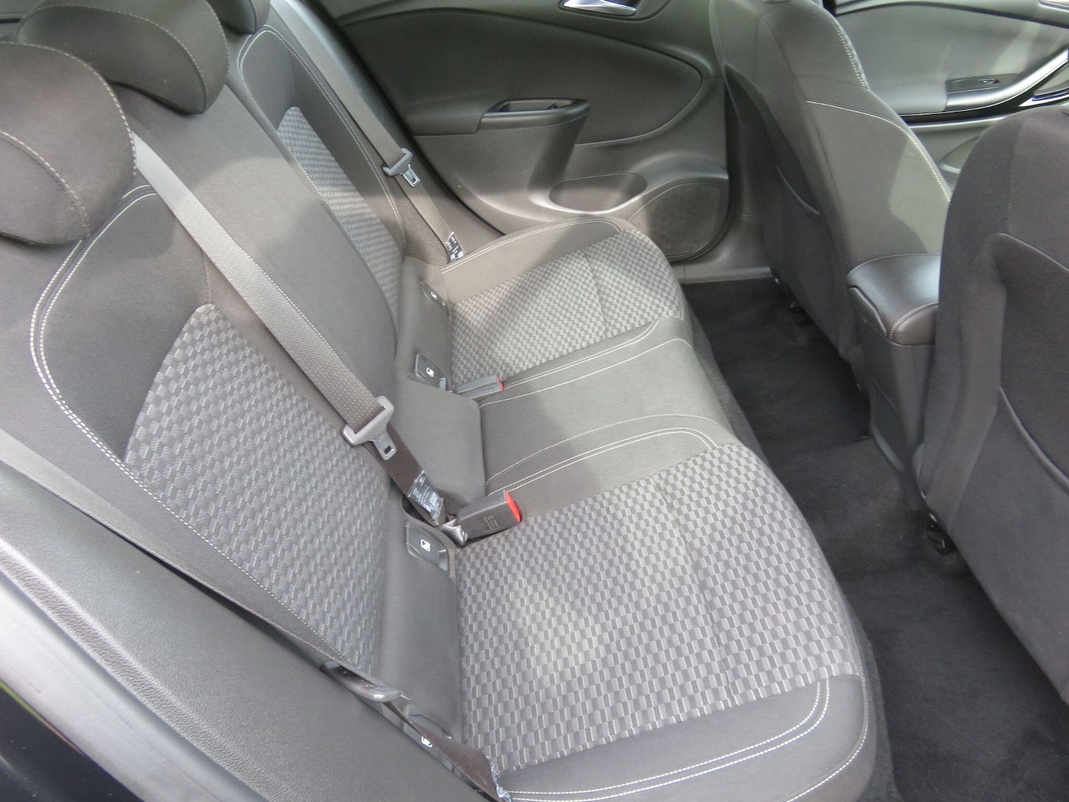 Used Vauxhall Astra 2017 for sale - 78205039: Photo 40