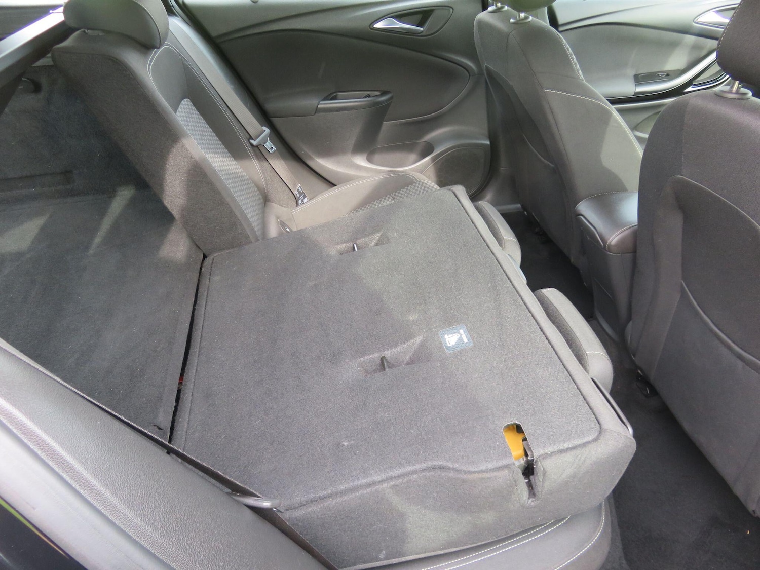 Used Vauxhall Astra 2017 for sale - 78205039: Photo 41