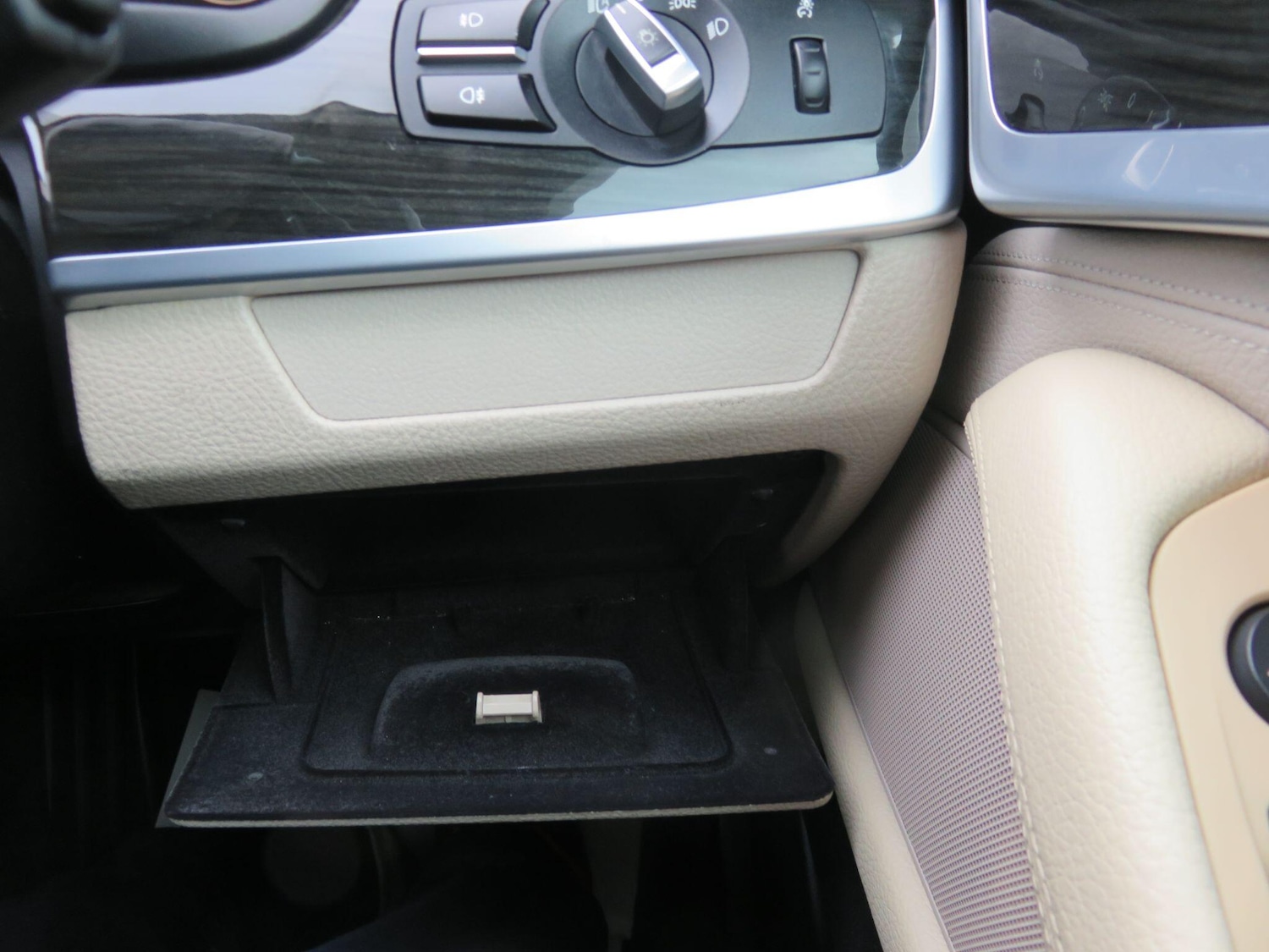 Used BMW 5 Series 2014 for sale - 76743200: Photo 42