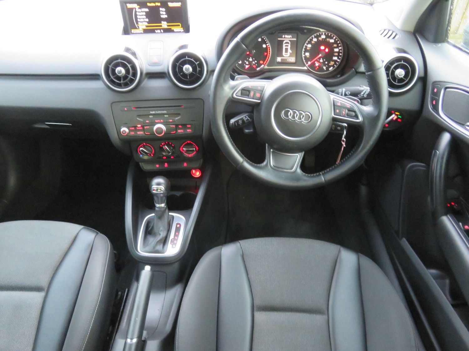 Used Audi A1 2014 for sale - 76337321: Photo 22