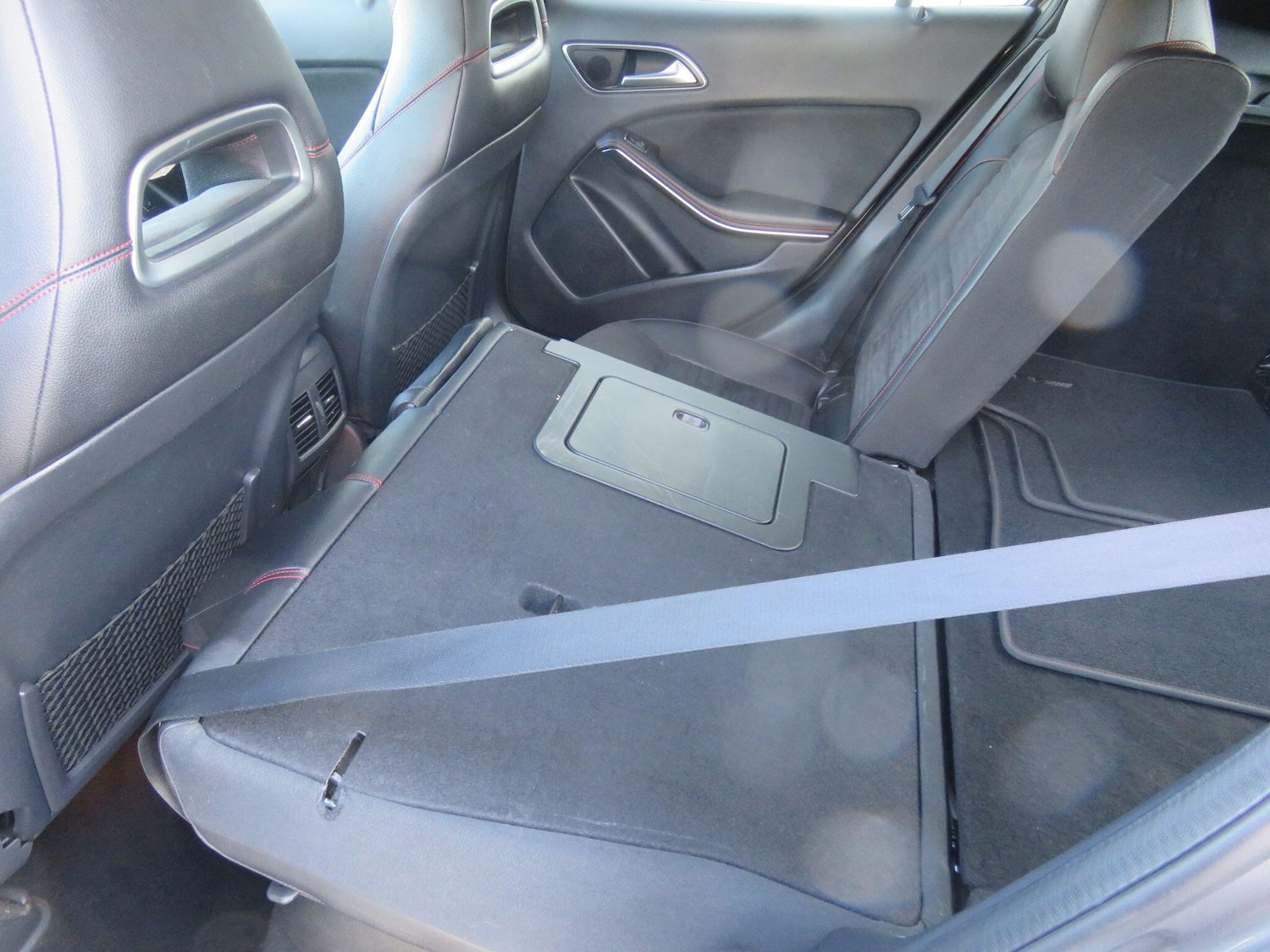 Used Mercedes-Benz GLA 2016 for sale - 76865129: Photo 50