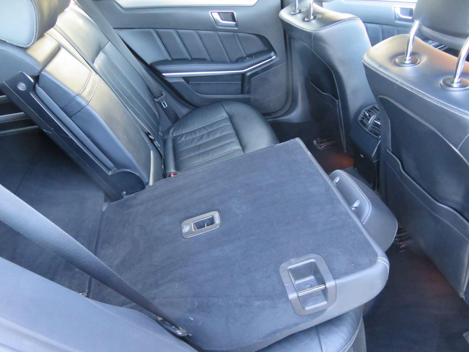 Used Mercedes-Benz E Class 2016 for sale - 78006343: Photo 48