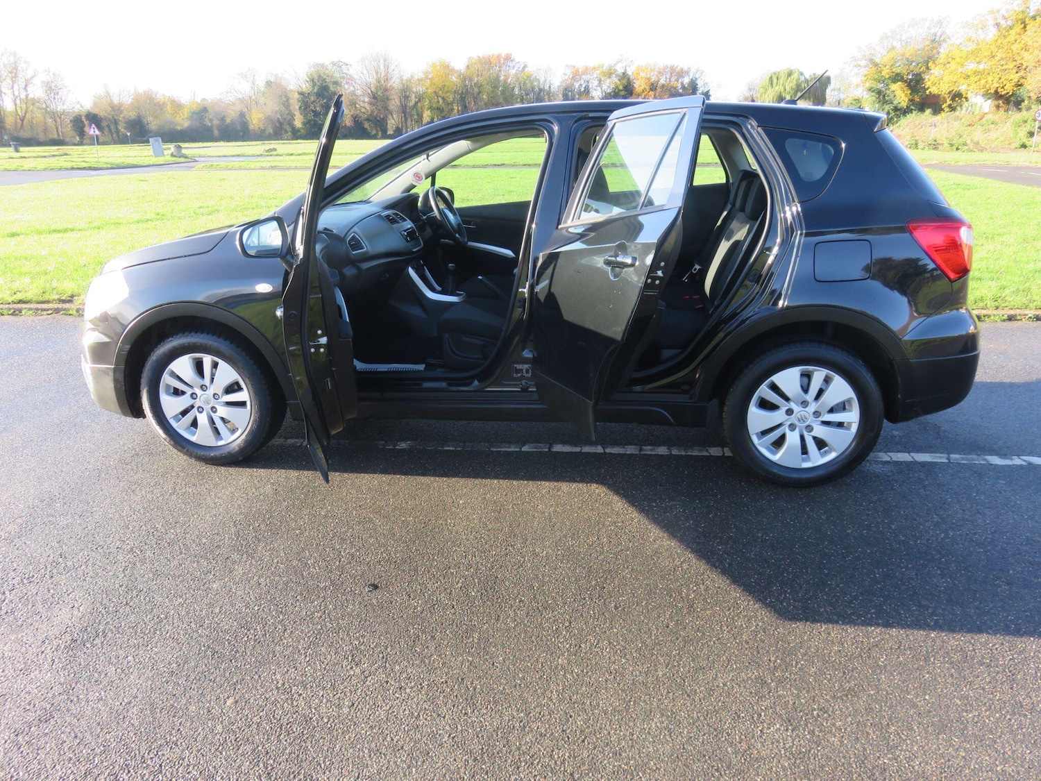 Used Suzuki SX4 S-Cross 2015 for sale - 76781167: Photo 17