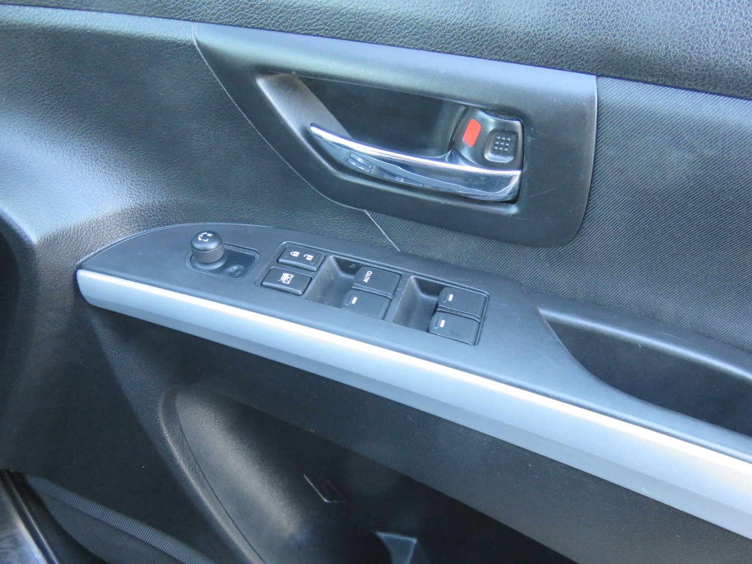 Used Suzuki SX4 S-Cross 2015 for sale - 76781167: Photo 34