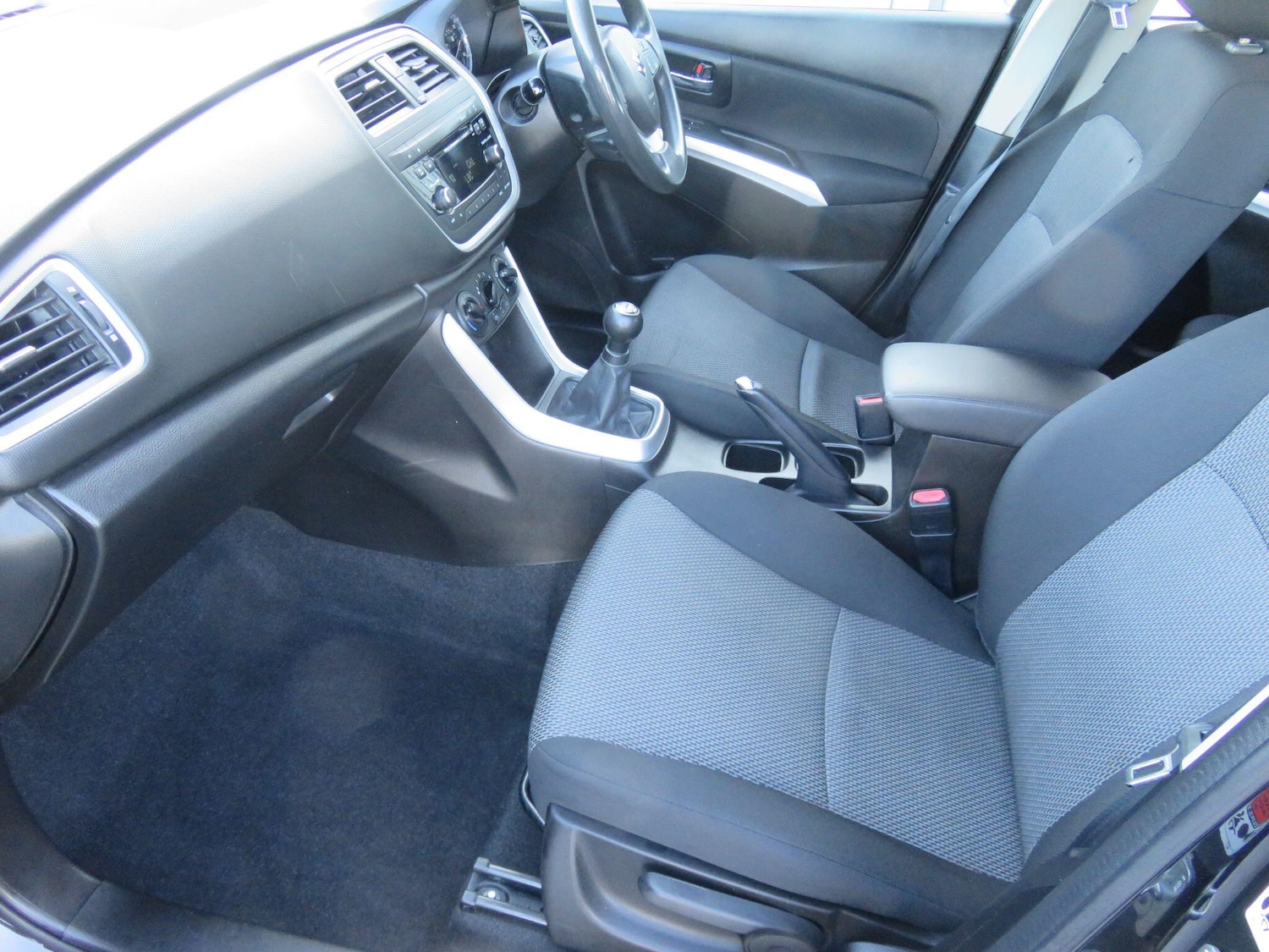 Used Suzuki SX4 S-Cross 2015 for sale - 76781167: Photo 35