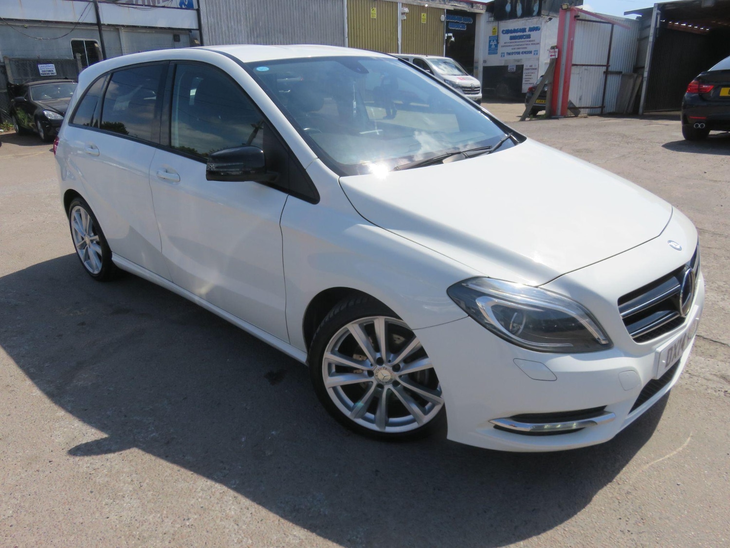 Used Mercedes-Benz B Class 2014 for sale - 76424983: Photo 7
