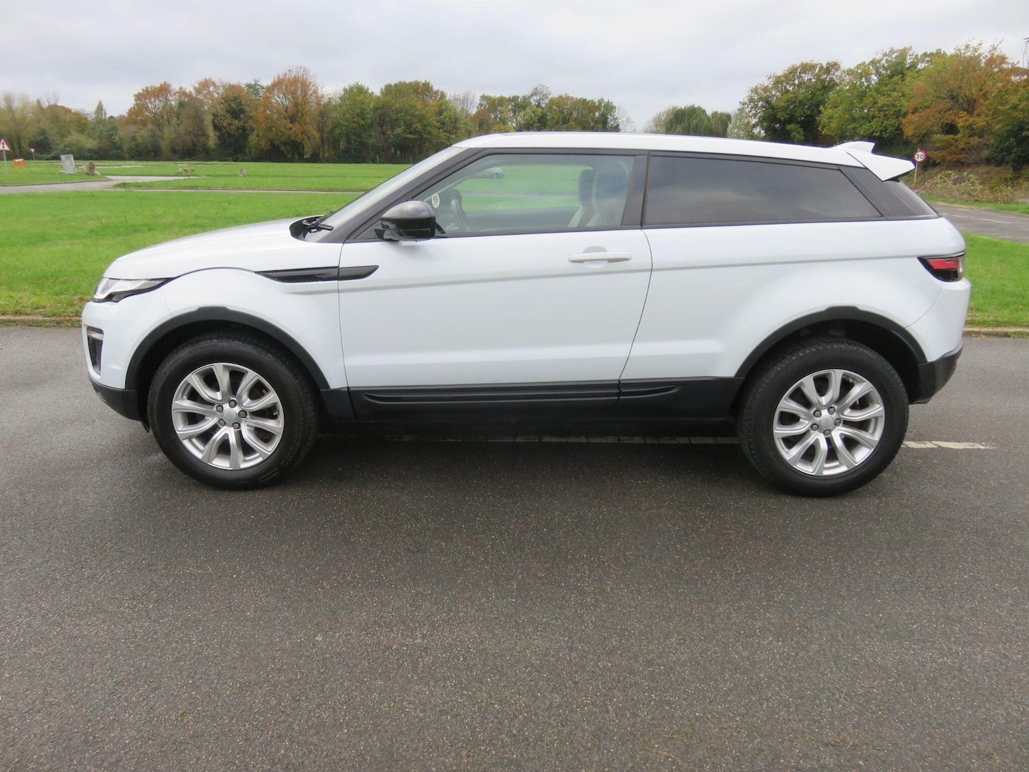 Used Land Rover Range Rover Evoque 2016 for sale - 76561708: Photo 15