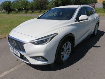 Used Infiniti Q30 2016 for sale - 78447710: Photo