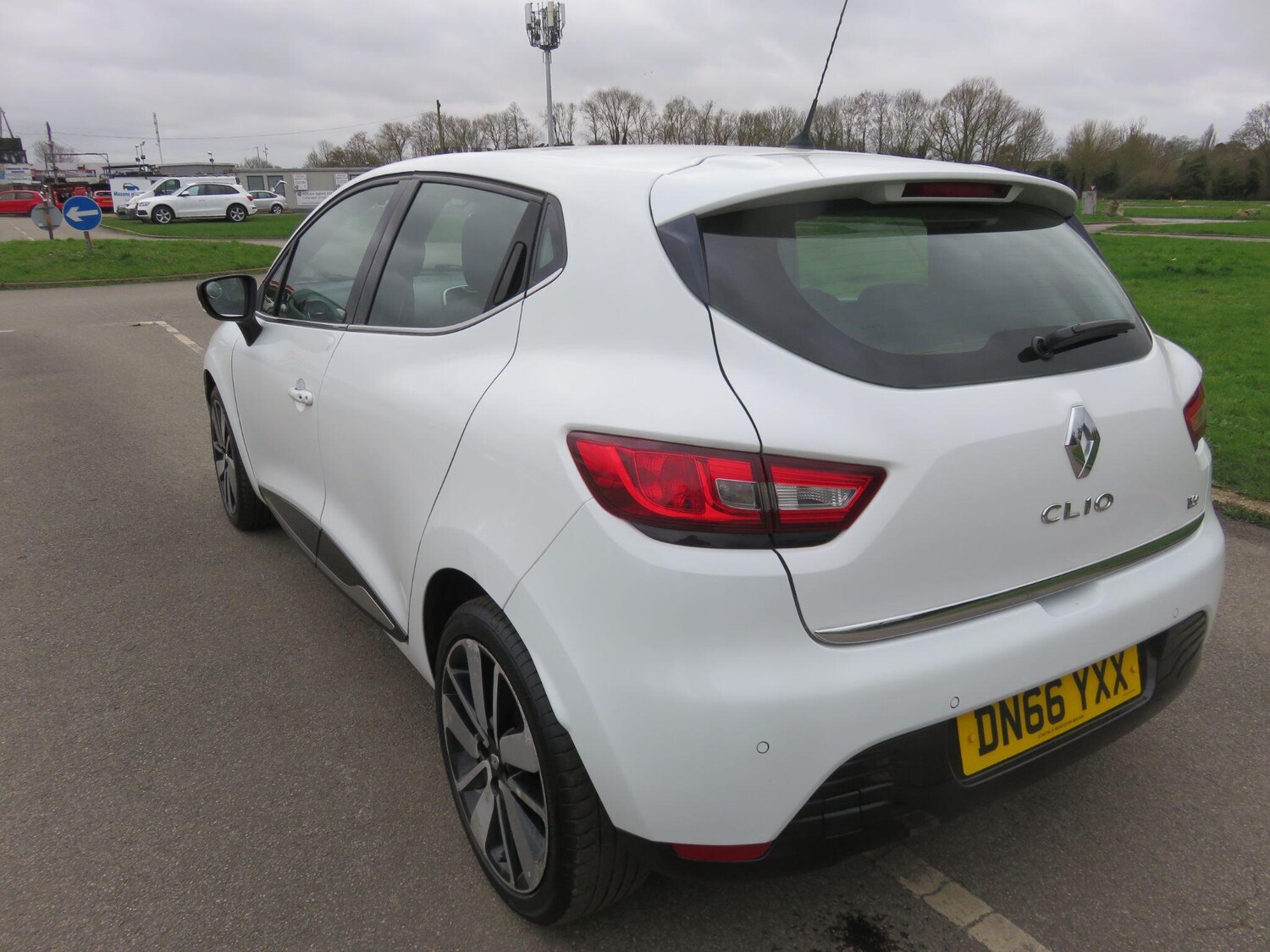 Used Renault Clio for sale - 77696535: Photo 14