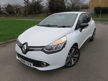 Used Renault Clio 2017 for sale - 77696535: Photo