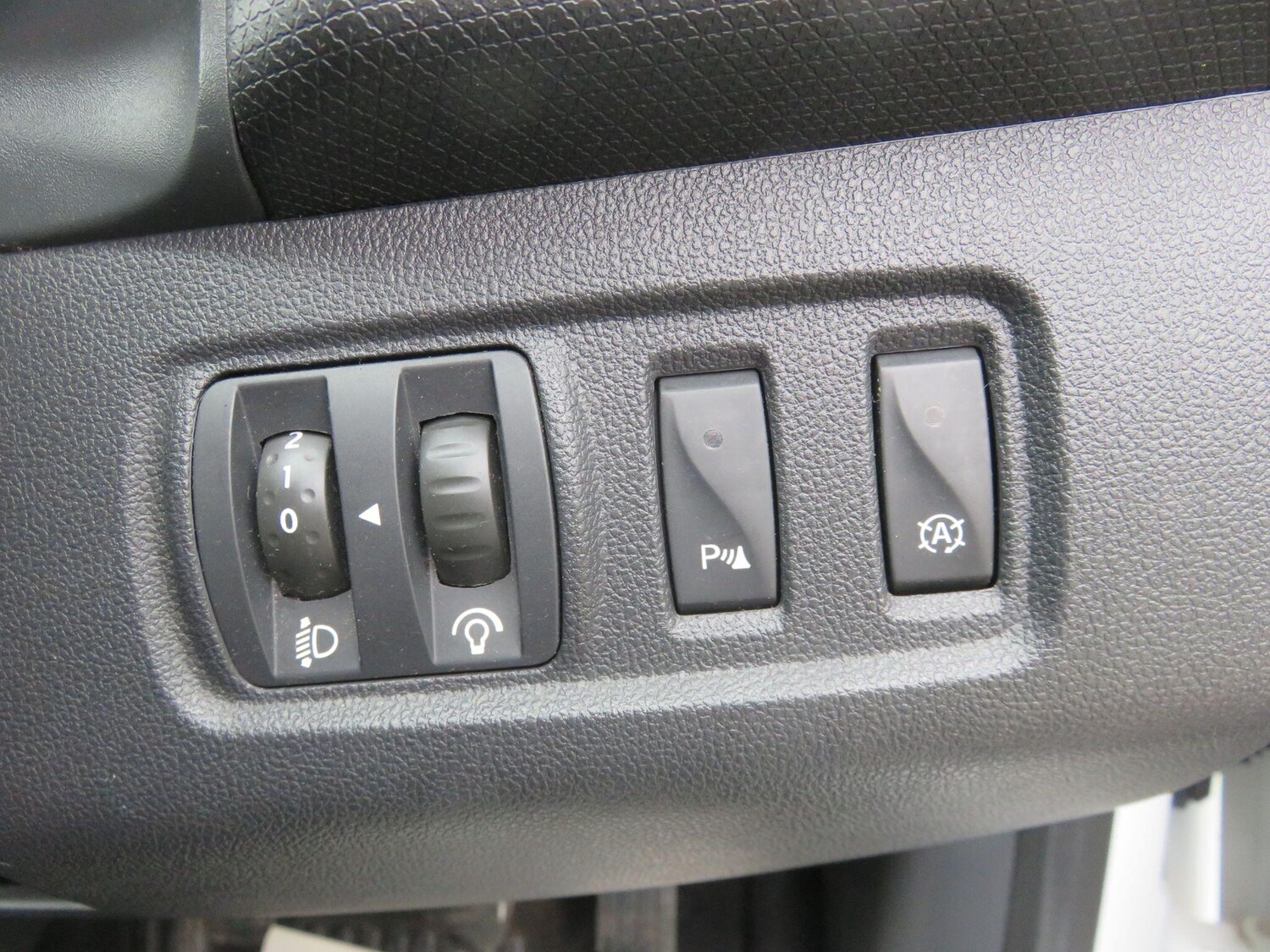 Used Renault Clio for sale - 77696535: Photo 33