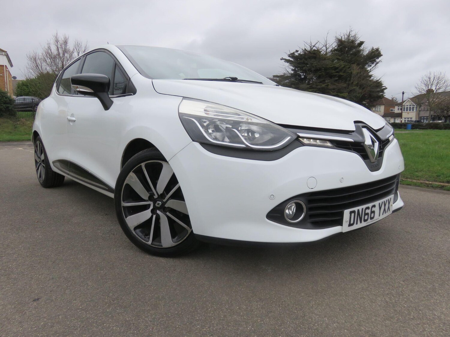 Used Renault Clio for sale - 77696535: Photo 8