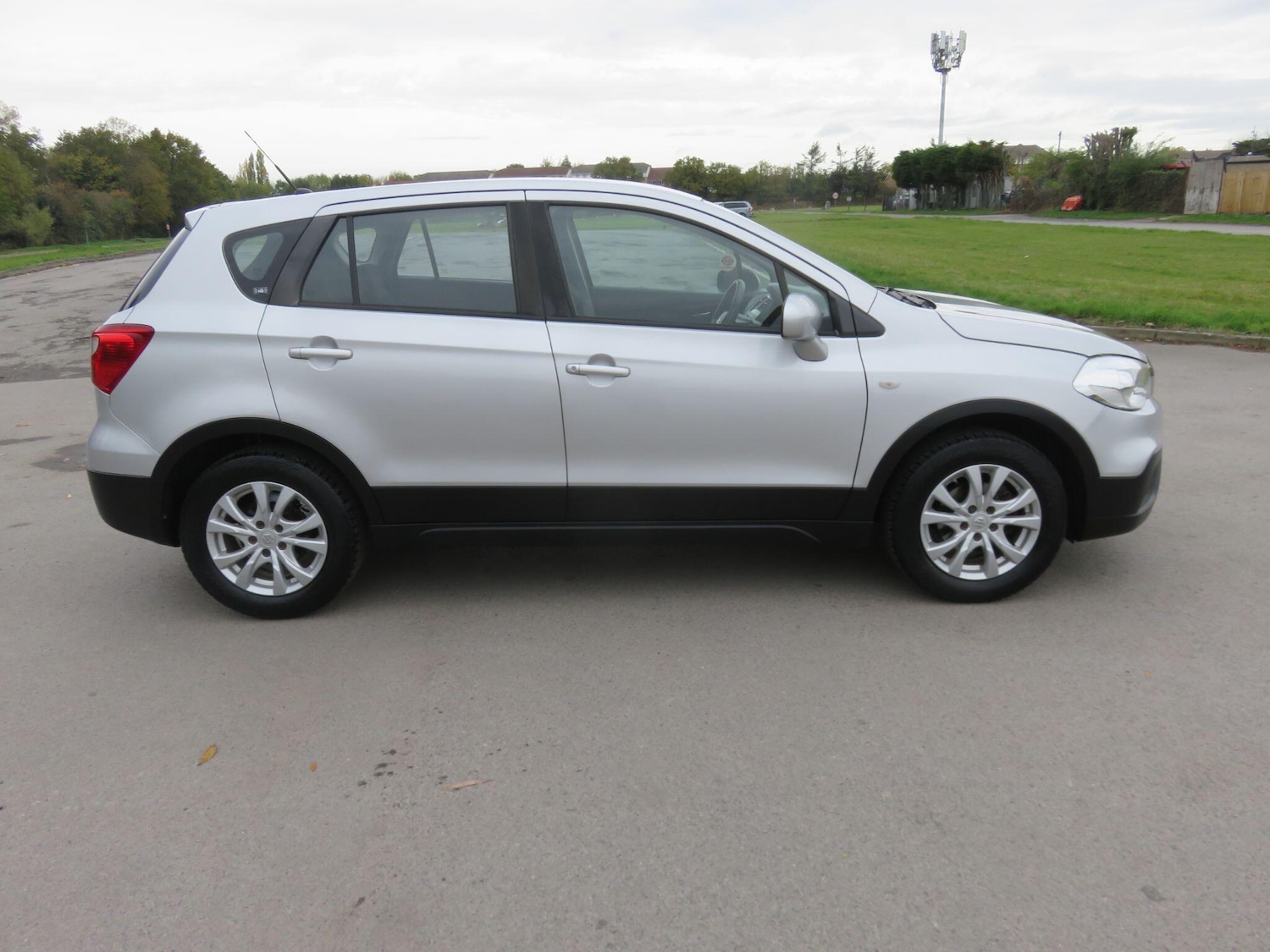 Used Suzuki SX4 S-Cross for sale - 76409493: Photo 11
