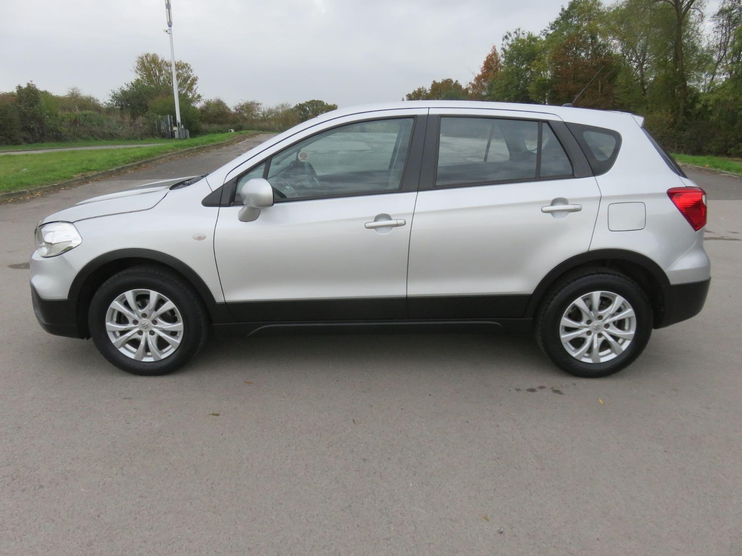 Used Suzuki SX4 S-Cross for sale - 76409493: Photo 15