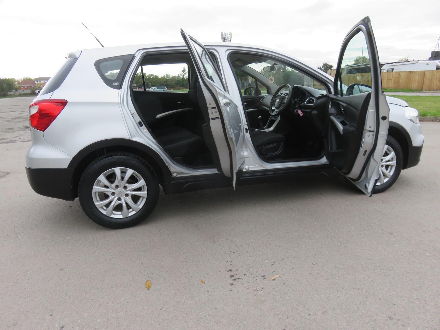 Used Suzuki SX4 S-Cross for sale - 76409493: Photo 17