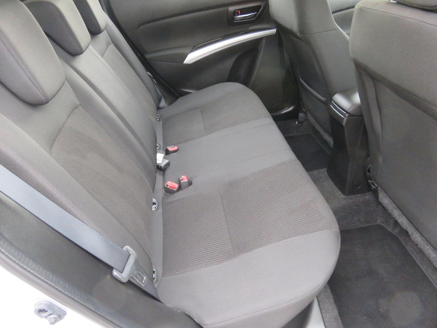 Used Suzuki SX4 S-Cross for sale - 76409493: Photo 34