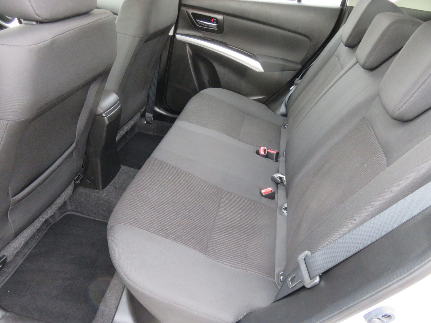 Used Suzuki SX4 S-Cross for sale - 76409493: Photo 36