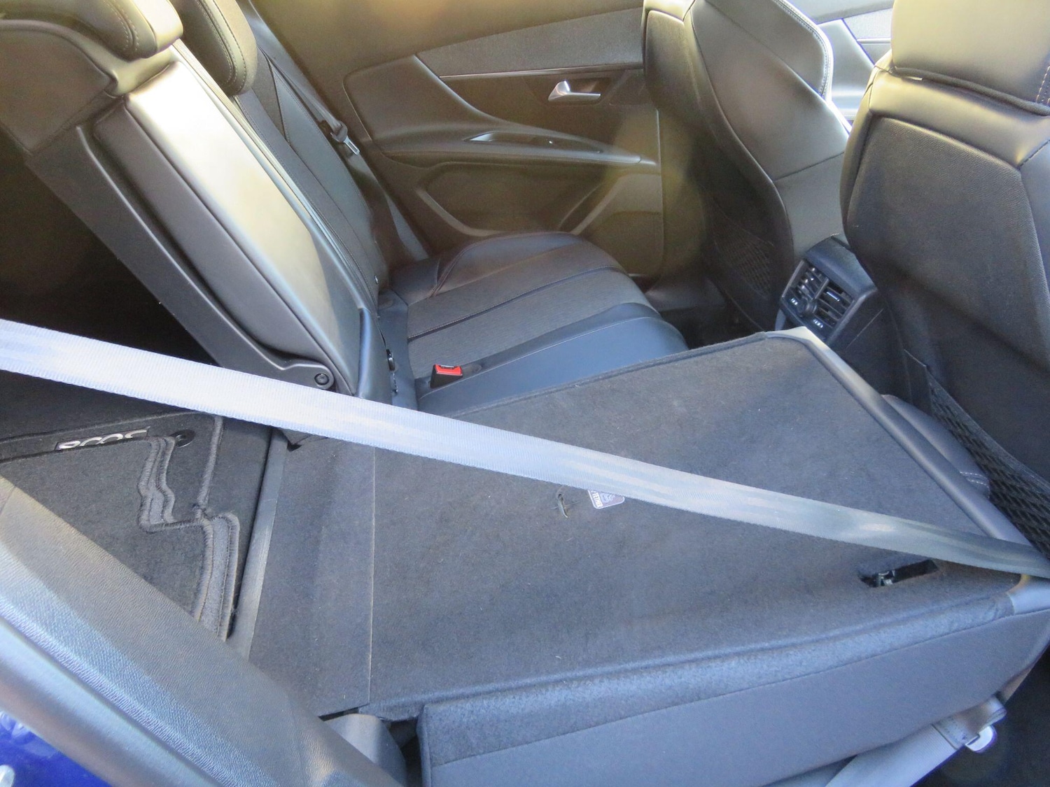 Used Peugeot 3008 2018 for sale - 76994463: Photo 42