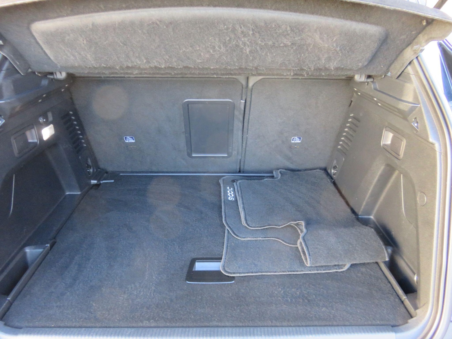 Used Peugeot 3008 2018 for sale - 76994463: Photo 45