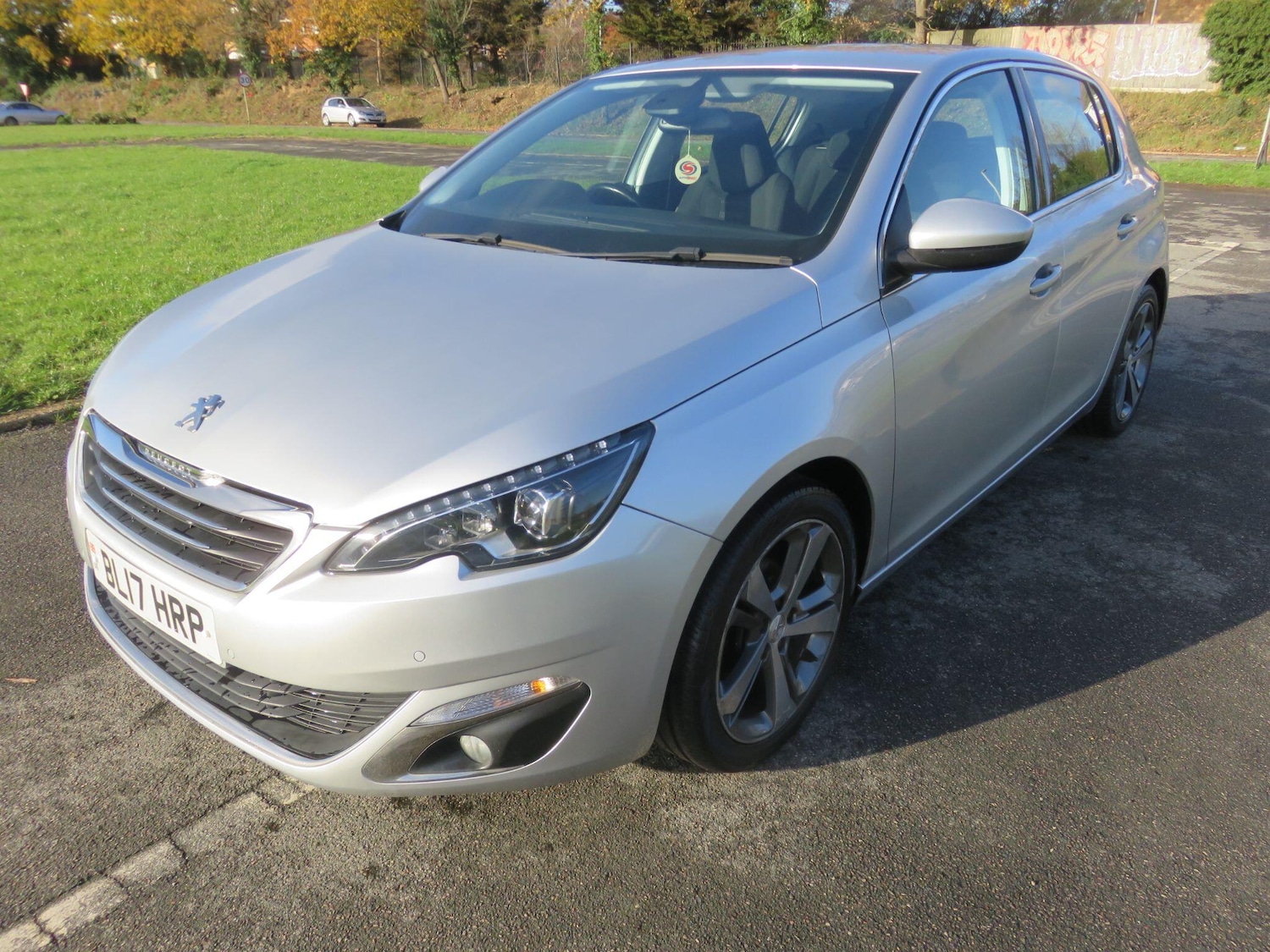 Used Peugeot 308 2017 for sale - 76839651: Photo 3