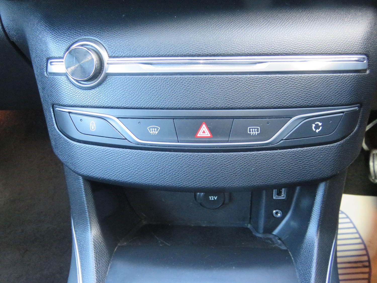 Used Peugeot 308 2017 for sale - 76839651: Photo 33