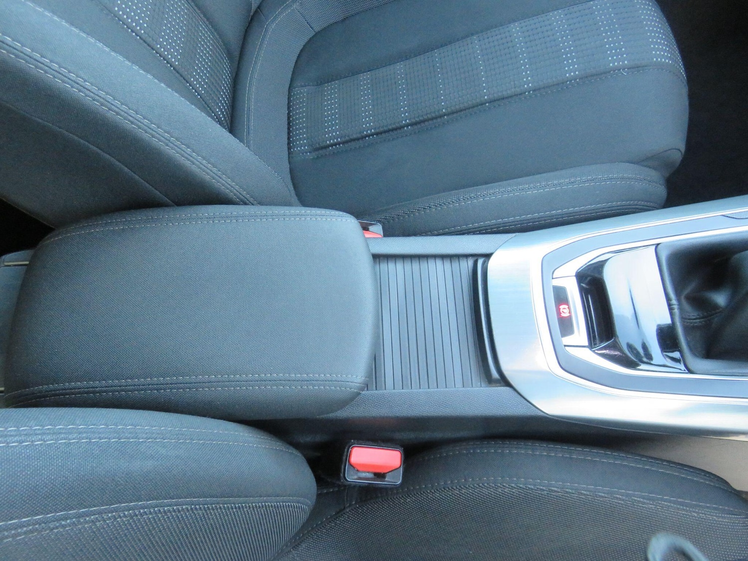 Used Peugeot 308 2017 for sale - 76839651: Photo 35