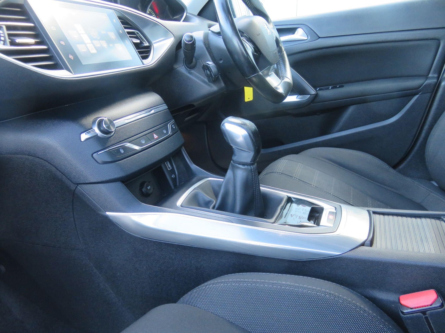 Used Peugeot 308 2017 for sale - 76839651: Photo 39