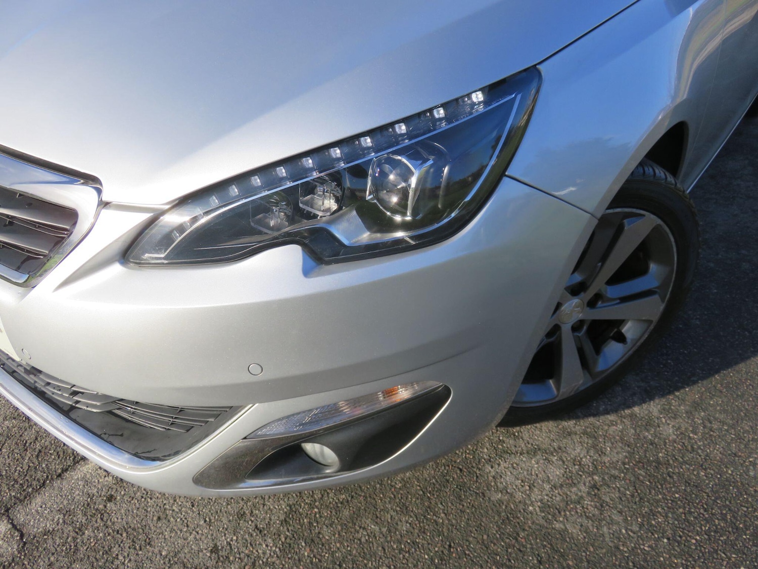 Used Peugeot 308 2017 for sale - 76839651: Photo 4