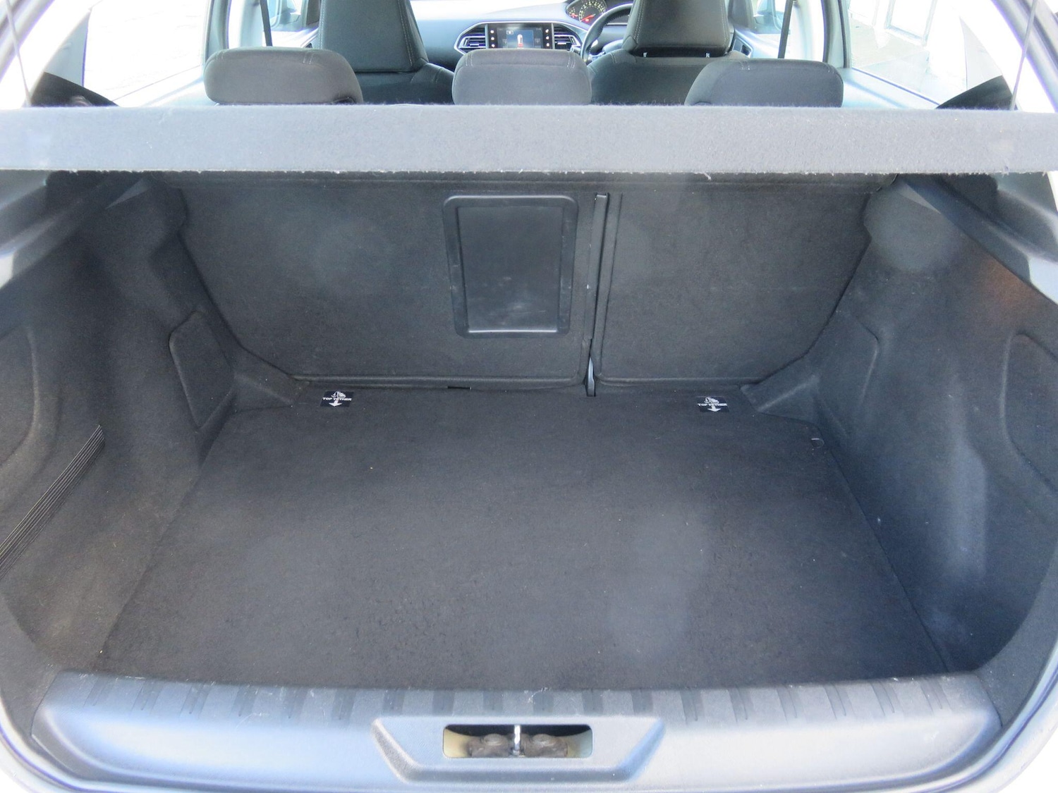 Used Peugeot 308 2017 for sale - 76839651: Photo 46