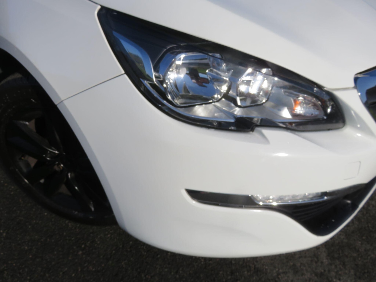 Used Peugeot 308 2014 for sale - 76702316: Photo 10