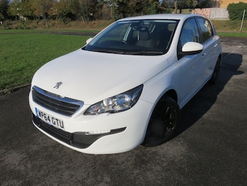 Used Peugeot 308 2014 for sale - 76702316: Photo