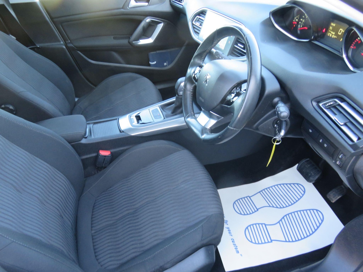 Used Peugeot 308 2014 for sale - 76702316: Photo 21