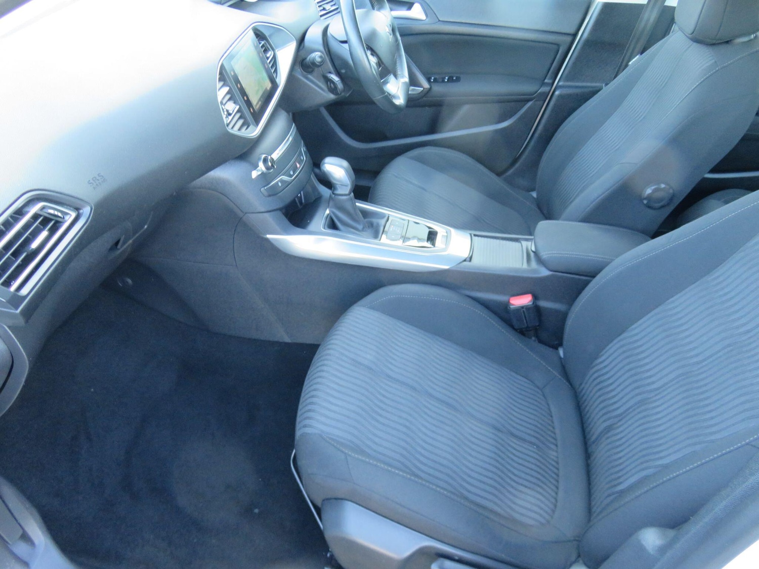 Used Peugeot 308 2014 for sale - 76702316: Photo 35