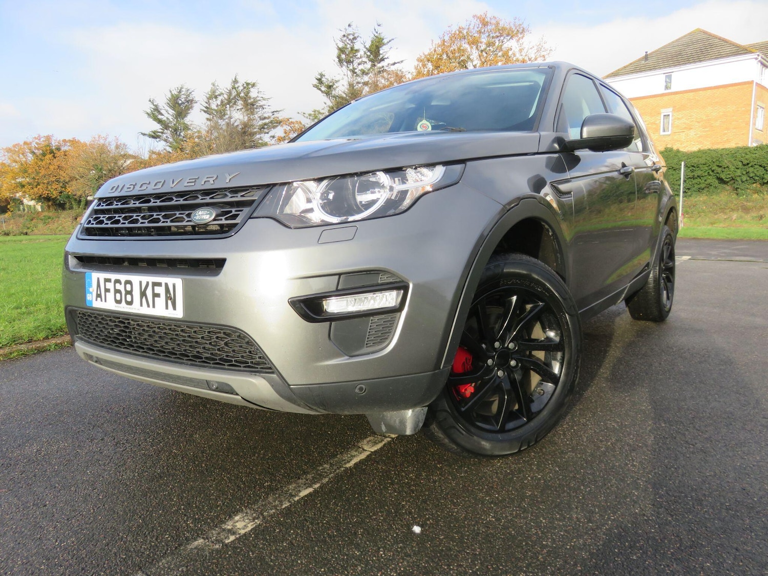 Used Land Rover Discovery Sport 2018 for sale - 76850498: Photo 2